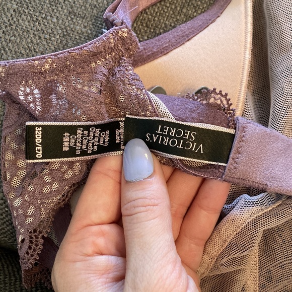 Victoria secrets lace bra - Picture 3 of 3
